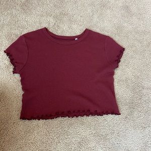 maroon crop top